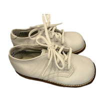 Kepner Scott White Leather Sole Oxford Shoe